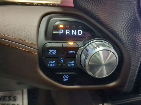 Used 2025 RAM 1500 Limited w/ Bed Utility Group image 19