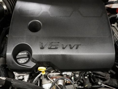 Used 2023 Buick Enclave Essence w/ Experience Buick Package image 10