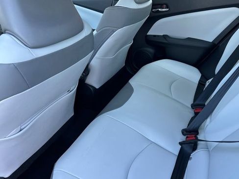 Certified 2020 Toyota Prius Prime XLE FWD image 16