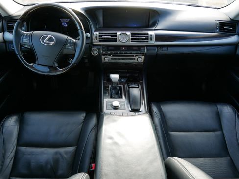 Used 2014 Lexus LS 460 AWD image 10