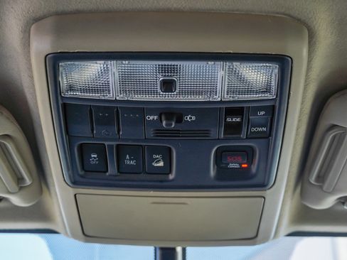 Used 2010 Toyota 4Runner Limited image 29