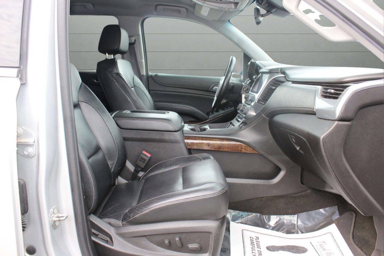 Used 2017 Chevrolet Suburban LT AWD/4WD image 22