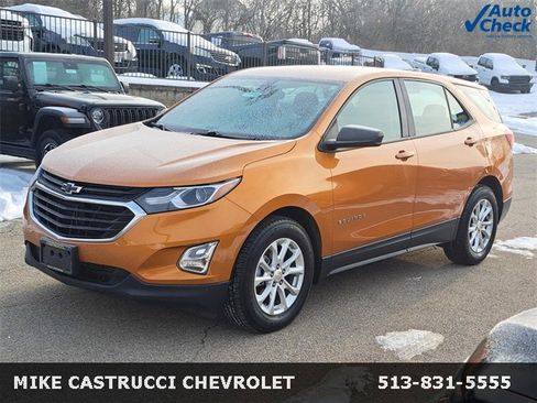 Used 2018 Chevrolet Equinox LS image 1