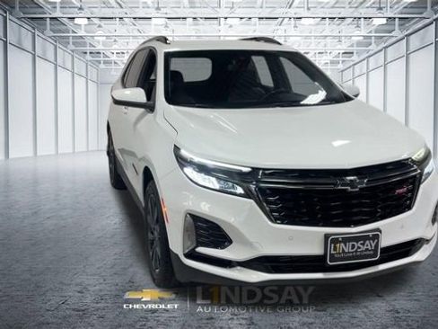 Used 2022 Chevrolet Equinox RS AWD/4WD image 4