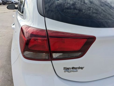 Used 2023 Kia Rio S image 12