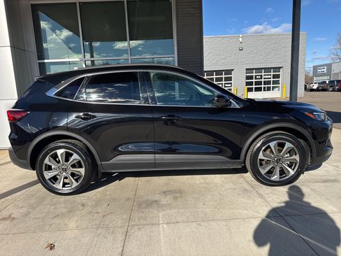 Certified 2023 Ford Escape Platinum image 9