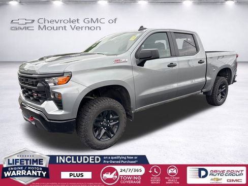 Used 2025 Chevrolet Silverado 1500 Custom Trail Boss AWD/4WD image 1