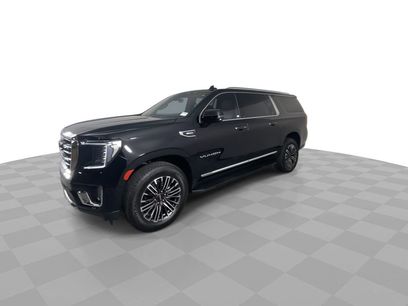 Used 2022 GMC Yukon XL SLT w/ SLT Premium Package