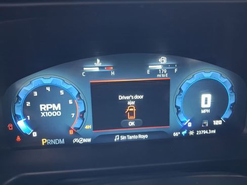 Used 2025 Ford Bronco Outer Banks image 16