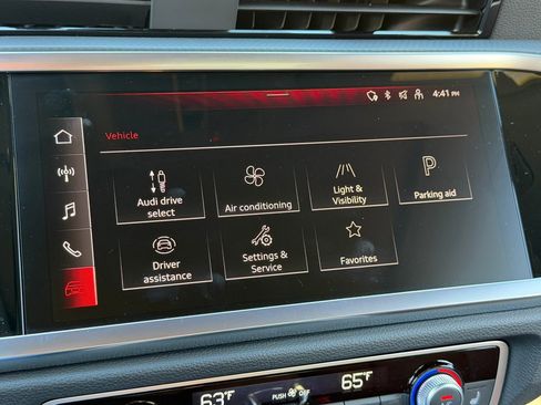 Used 2025 Audi Q3 2.0T Premium image 20