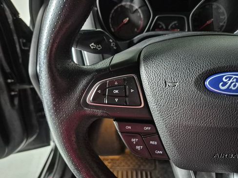 Used 2018 Ford Focus ST FWD image 18