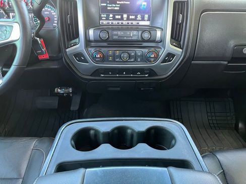 Used 2018 GMC Sierra 1500 SLT w/ SLT Premium Package image 37