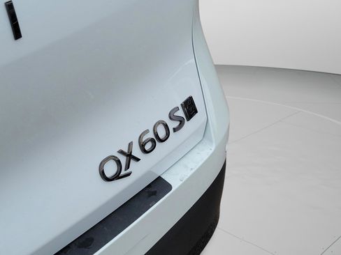 Used 2026 INFINITI QX60 Sport w/ Dark Cargo Package image 39