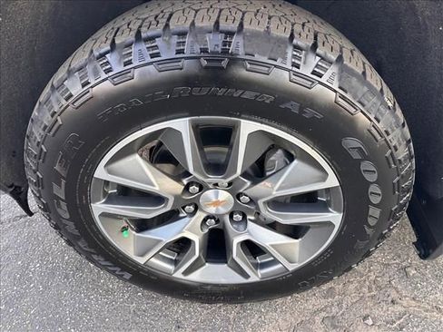 Used 2025 Chevrolet Silverado 1500 LT w/ Z71 Off-Road Package image 33