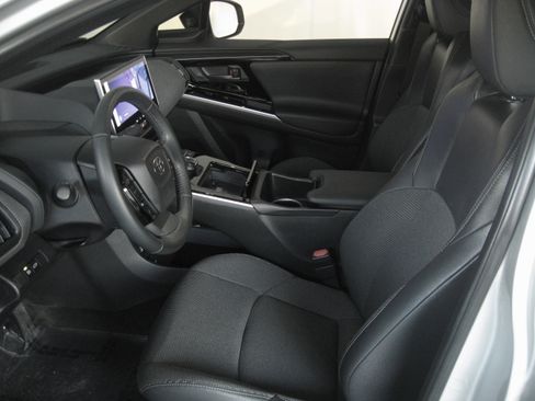 Used 2024 Toyota bZ4X AWD image 8