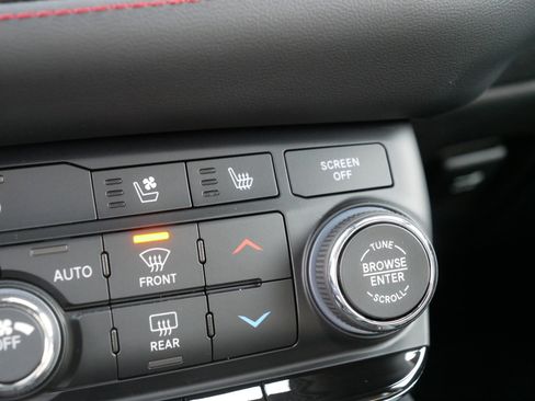 Used 2024 Dodge Durango R/T image 31