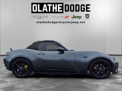 Used 2019 MAZDA MX-5 Miata Club image 25