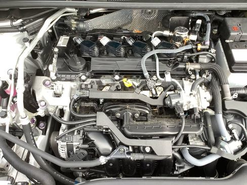 Used 2025 Toyota Corolla SE FWD image 28