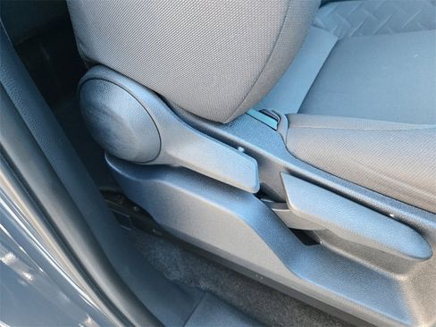 Used 2025 Toyota Tacoma SR image 27