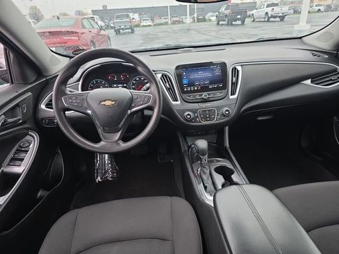 Used 2024 Chevrolet Malibu LT FWD image 19