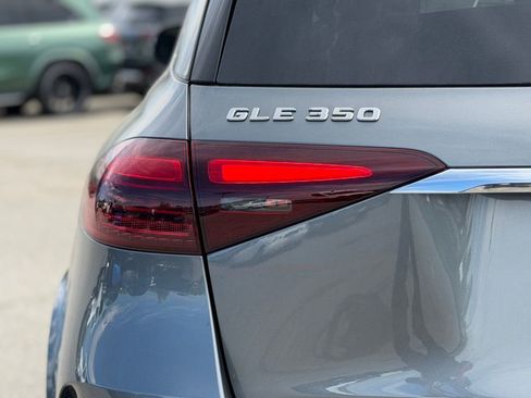 New 2026 Mercedes-Benz GLE 350 4MATIC image 11