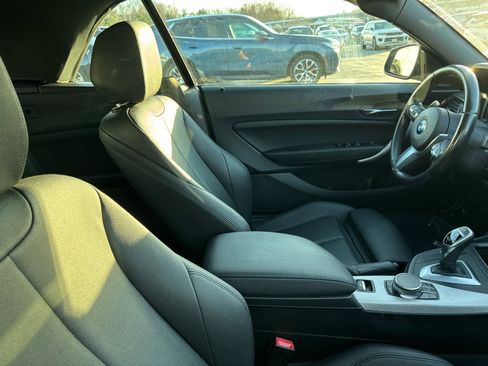Used 2018 BMW M240i xDrive Convertible image 8