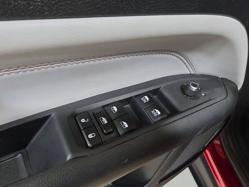 Used 2025 Jeep Compass Limited AWD/4WD image 14
