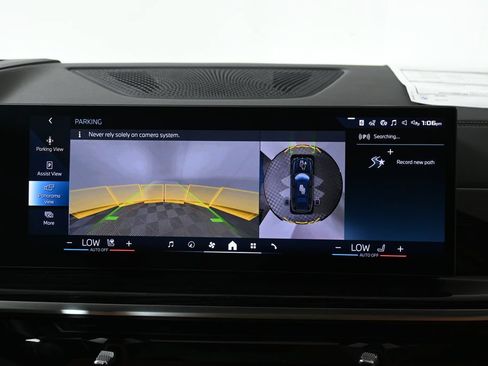 Used 2027 BMW X7 M60i AWD/4WD image 23
