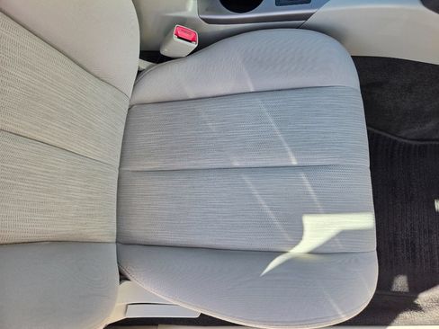 Used 2014 Subaru Legacy 2.5i AWD/4WD image 37