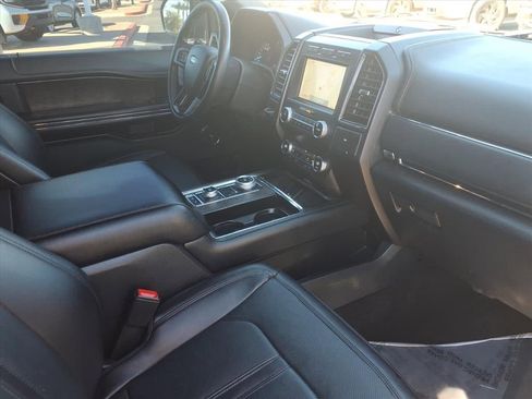 Used 2021 Ford Expedition Limited image 10
