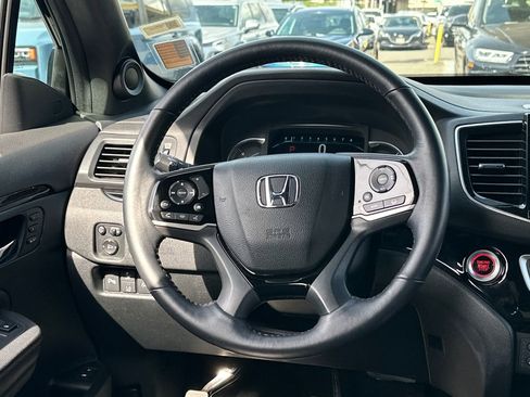 Used 2021 Honda Pilot Black Edition image 17
