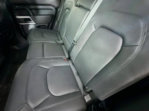 Used 2024 Land Rover Defender 110 S image 23
