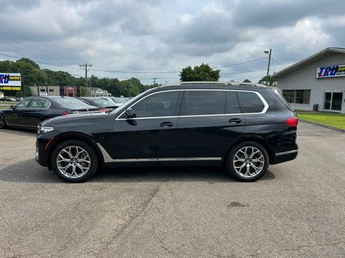 Used 2020 BMW X7 xDrive40i w/ Premium Package AWD/4WD image 3