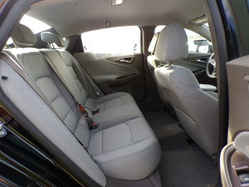Used 2024 Chevrolet Malibu LS FWD image 19