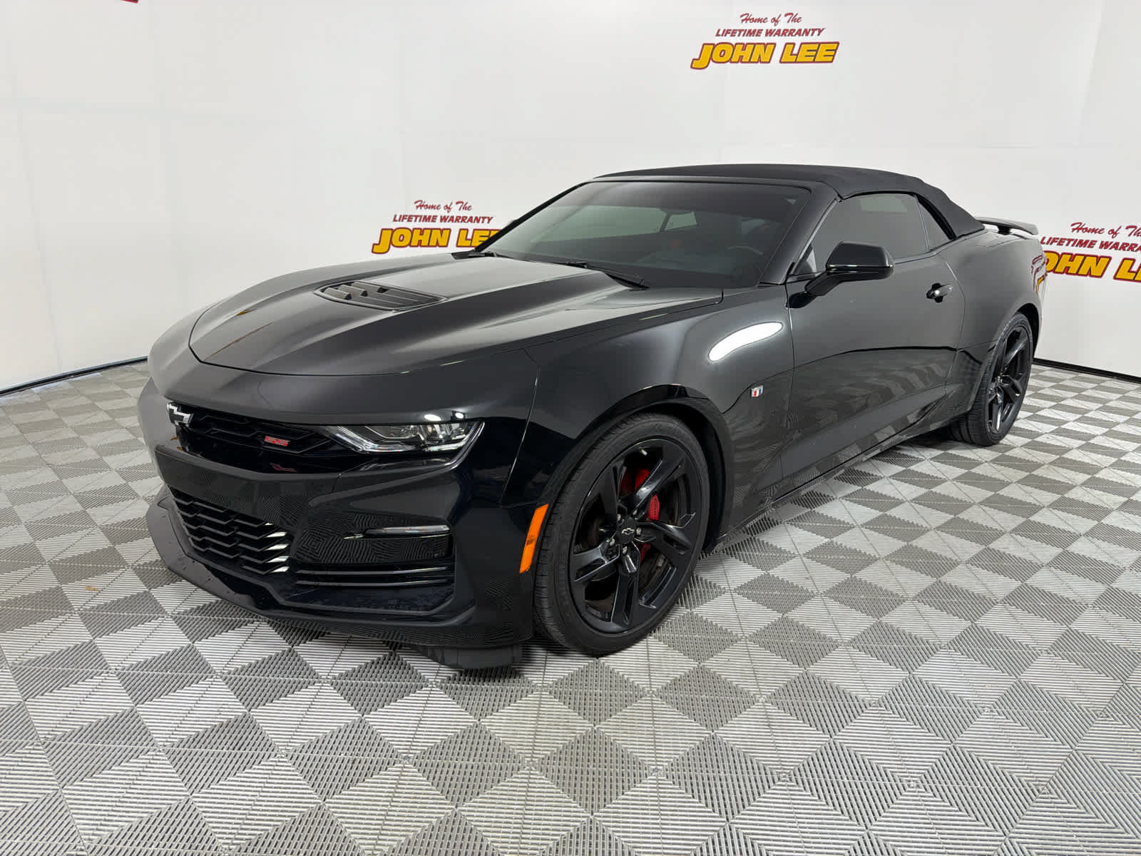 Used 2022 Chevrolet Camaro SS RWD image 1