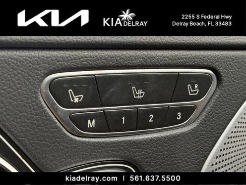 Used 2014 Mercedes-Benz S 550 Sedan image 25