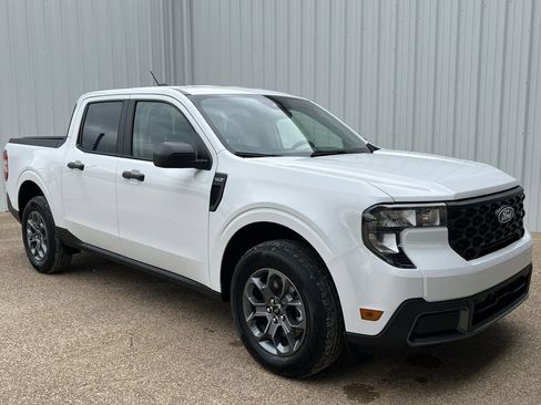 New 2025 Ford Maverick XLT w/ Equipment Group 301A AWD/4WD image 1