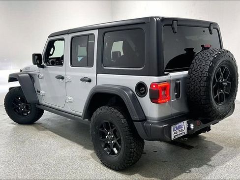 Used 2024 Jeep Wrangler Willys image 4