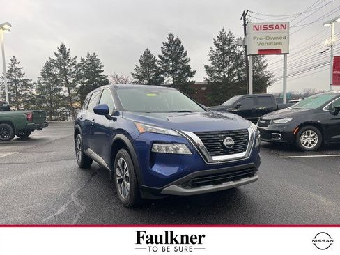Certified 2023 Nissan Rogue SV image 1