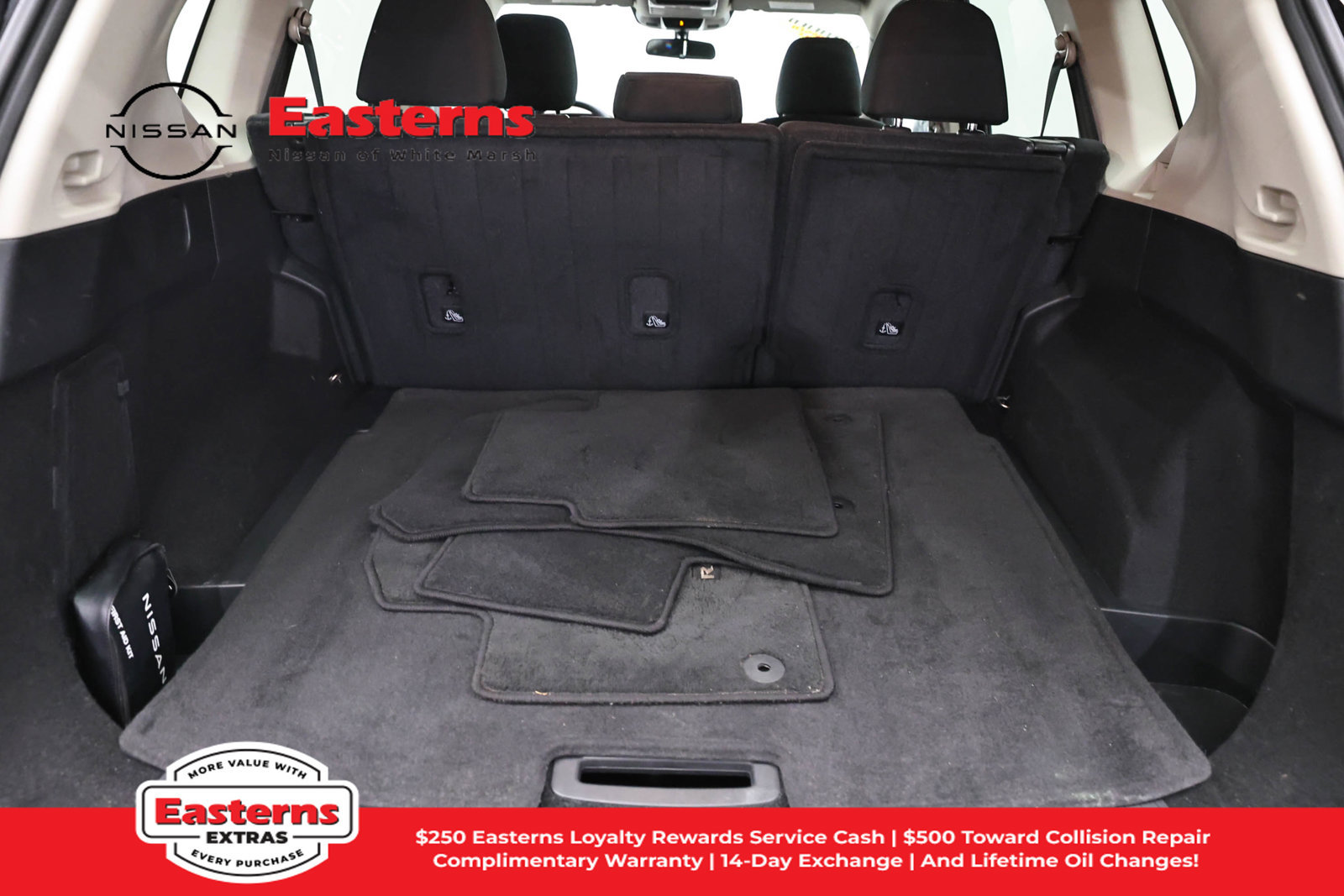 Used 2023 Nissan Rogue S AWD/4WD image 9