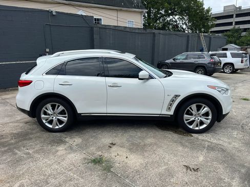 Used 2014 INFINITI QX70 2WD w/ Premium Package image 4