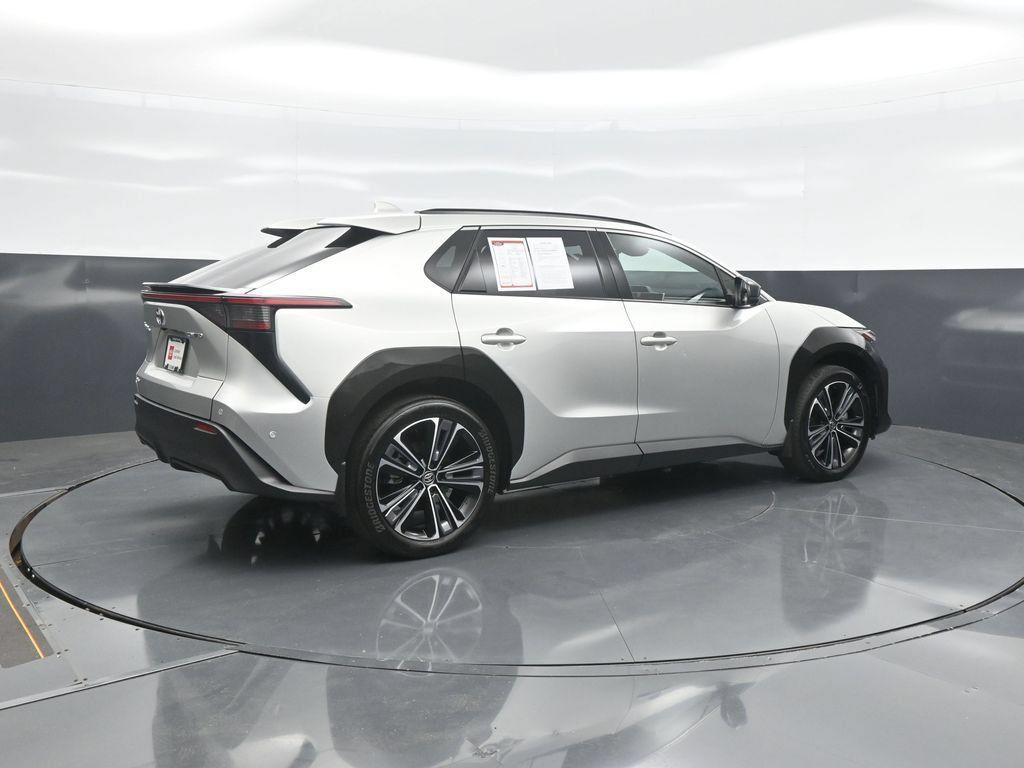 Used 2024 Toyota bZ4X FWD w/ Weather Package image 7