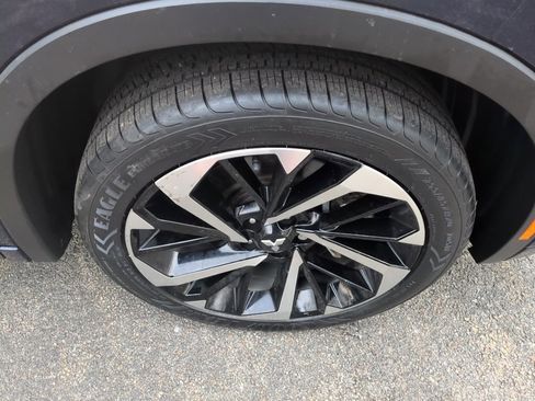 Used 2023 Mitsubishi Outlander SEL image 12