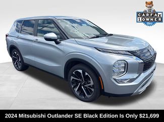 Used 2024 Mitsubishi Outlander SE Black Edition FWD 360° Tour