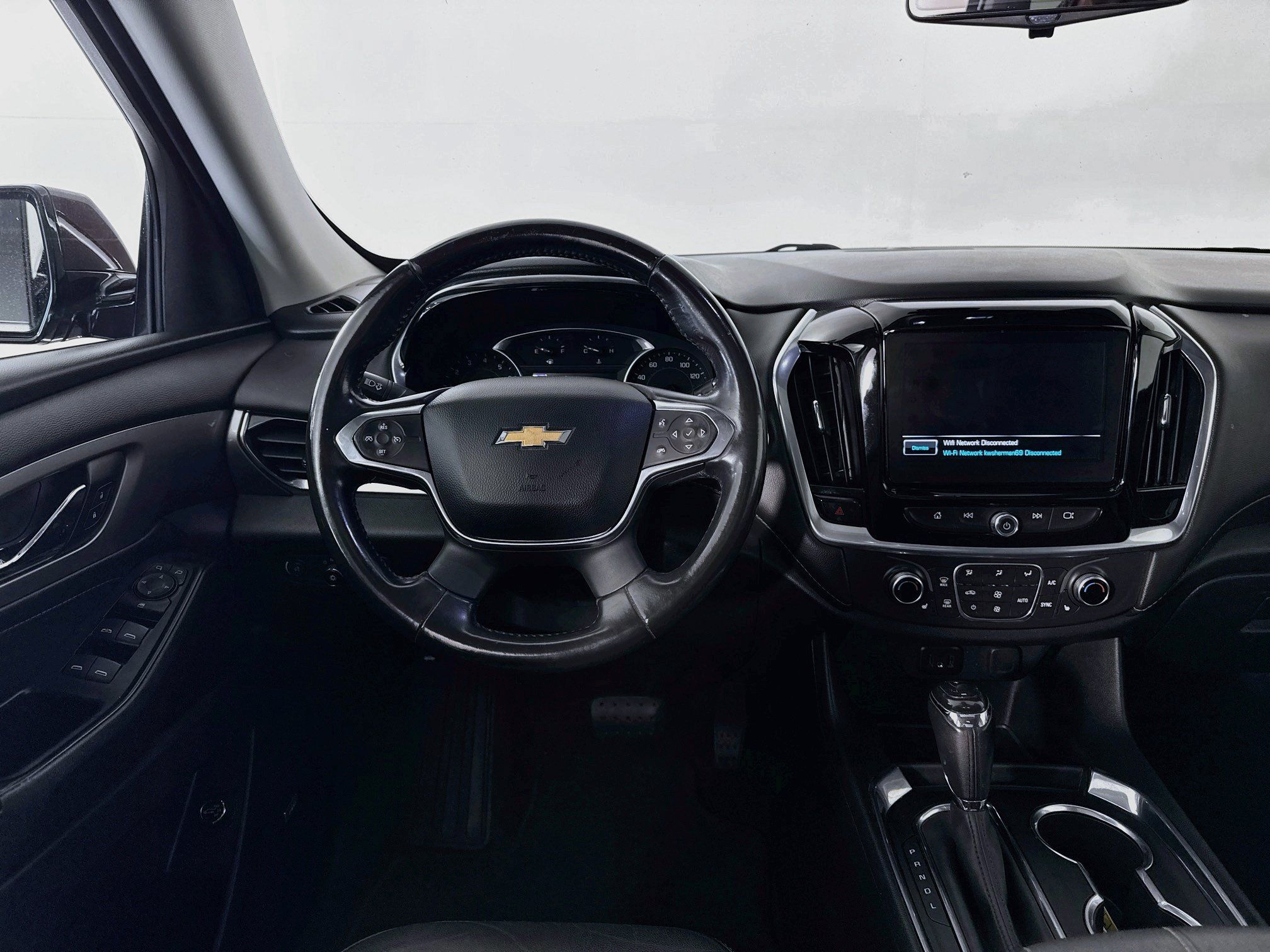 Used 2019 Chevrolet Traverse LT w/ LT Premium Package AWD/4WD image 24
