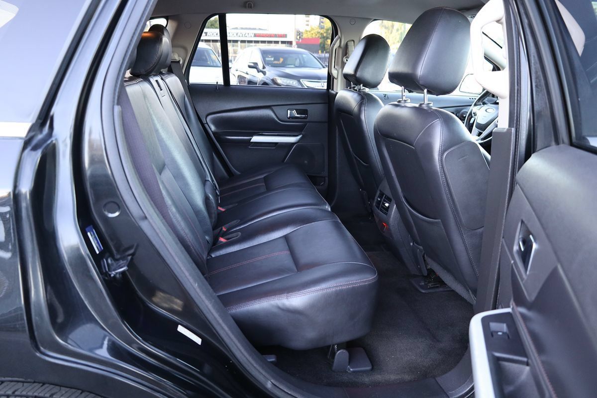 Used 2013 Ford Edge Limited FWD image 13