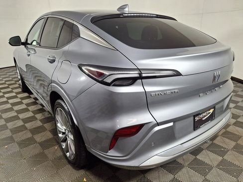 Used 2024 Buick Envista Avenir image 3