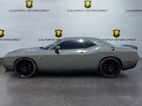 Used 2019 Dodge Challenger R/T Scat Pack w/ 1320 Drag Pack RWD image 2