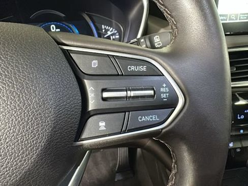 Used 2020 Hyundai Santa Fe Limited AWD/4WD image 16