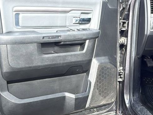 Used 2024 RAM 1500 Classic SLT image 23